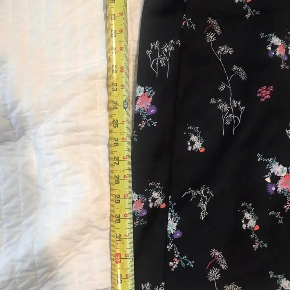 NWT H&M Black Floral Dress. - Picture 9 of 9